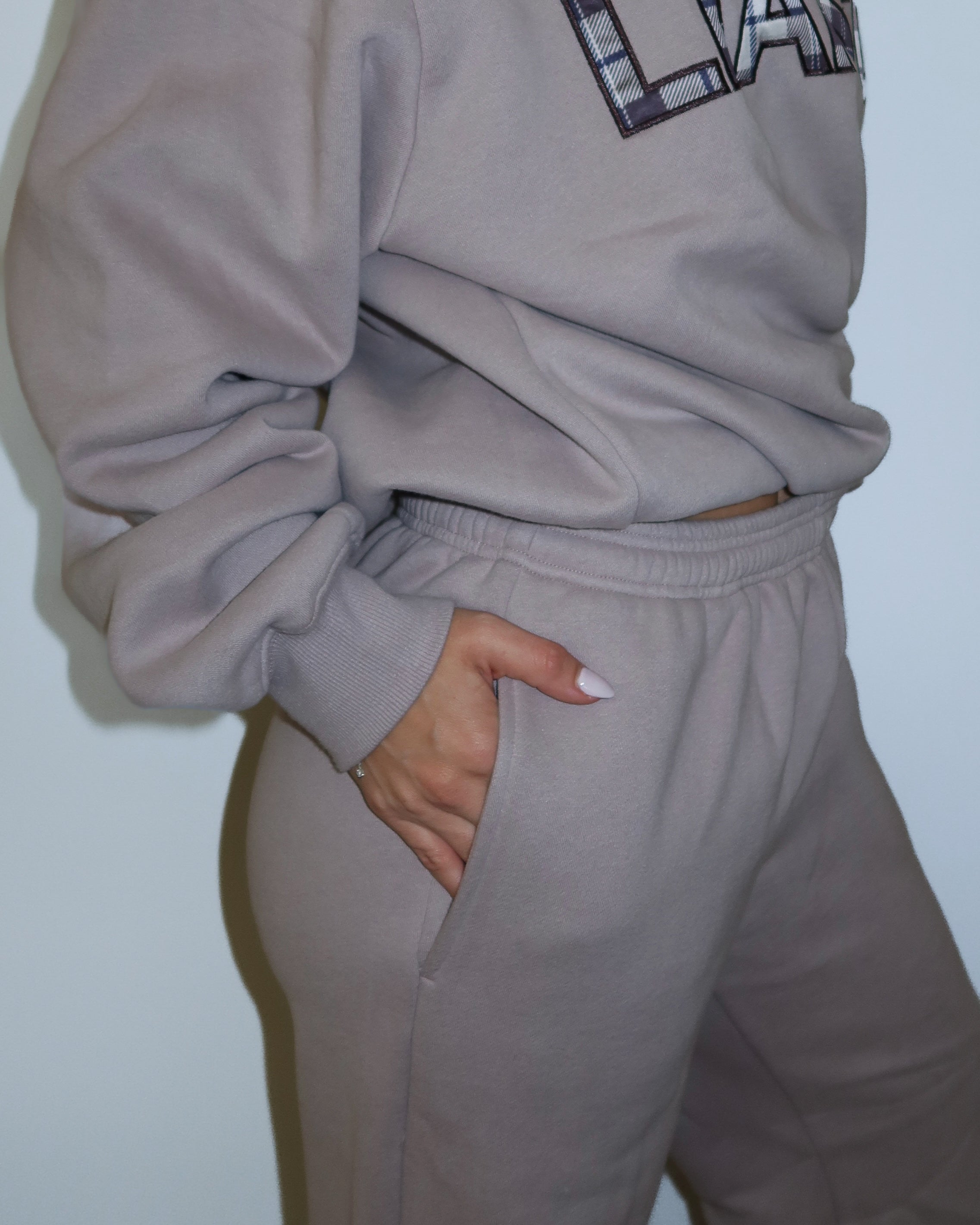 Classic Straight Leg Sweatpants - Mauve