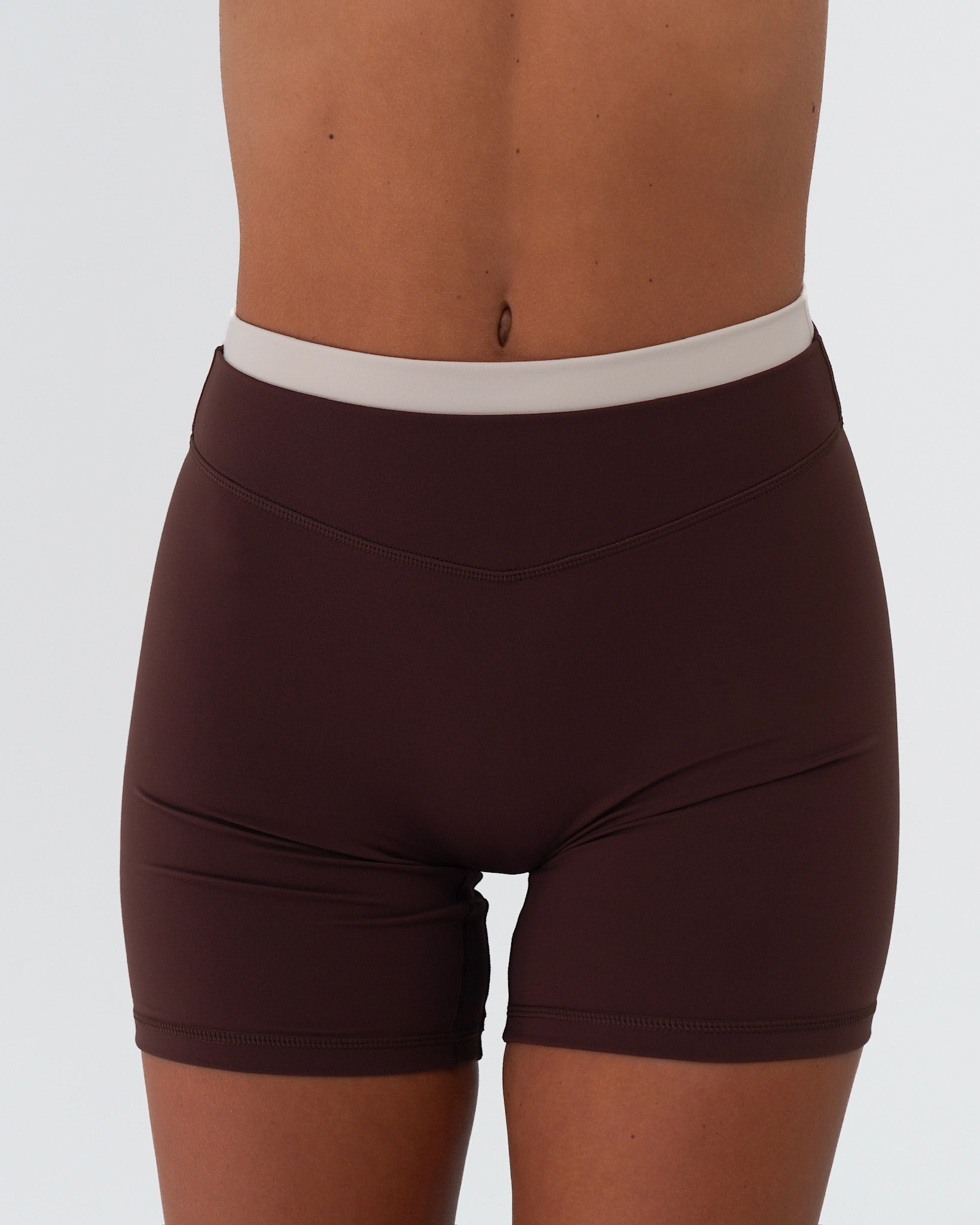 Layered Sculpt Short V2 - Mocha Brown & Sand
