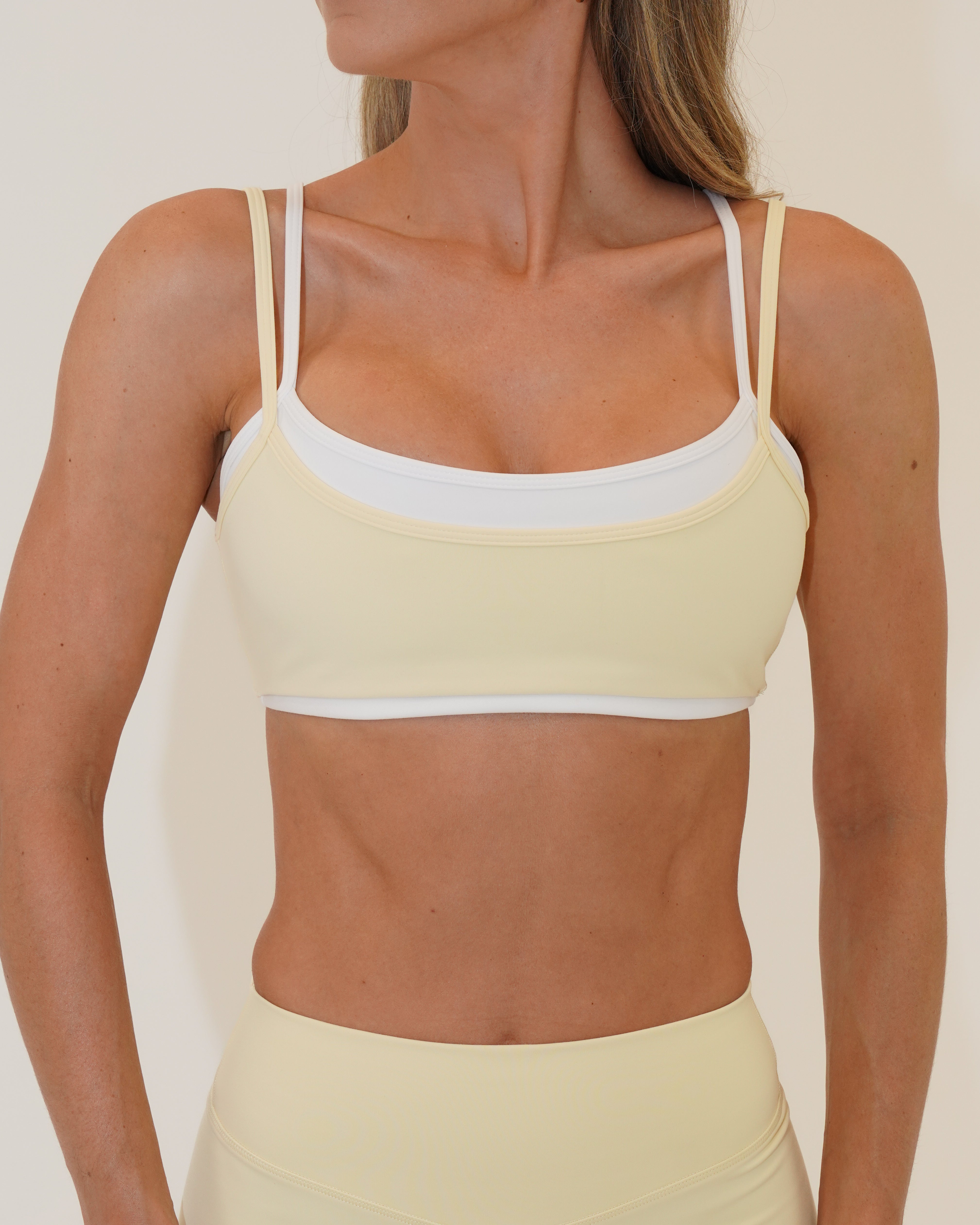 Double Layer Scoop Bra - Daylight & White