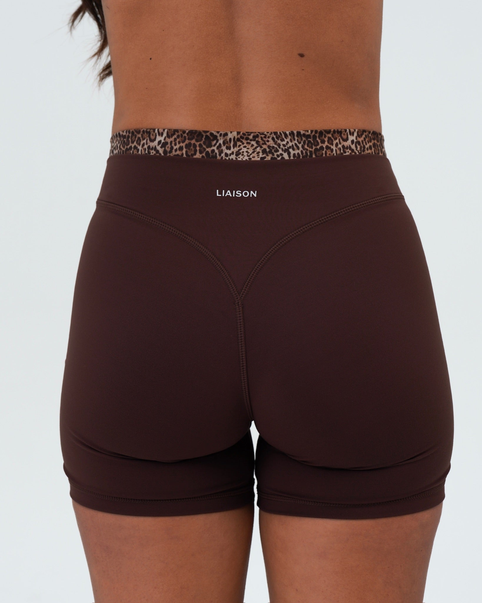 Layered Sculpt Short V2 - Mocha Brown & Wild Side