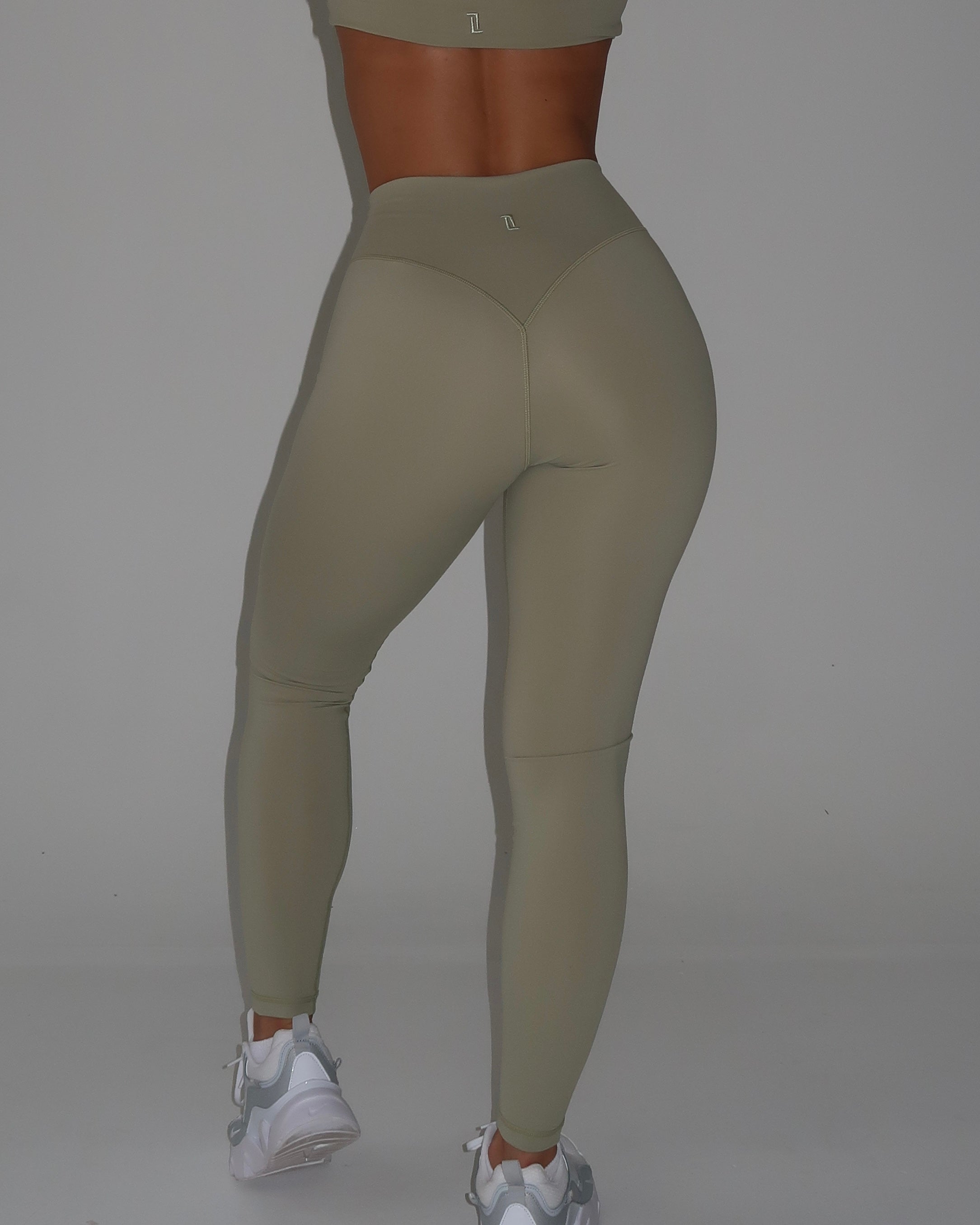 Bridge Pant - Flora