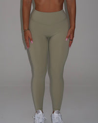 Bridge Pant - Flora
