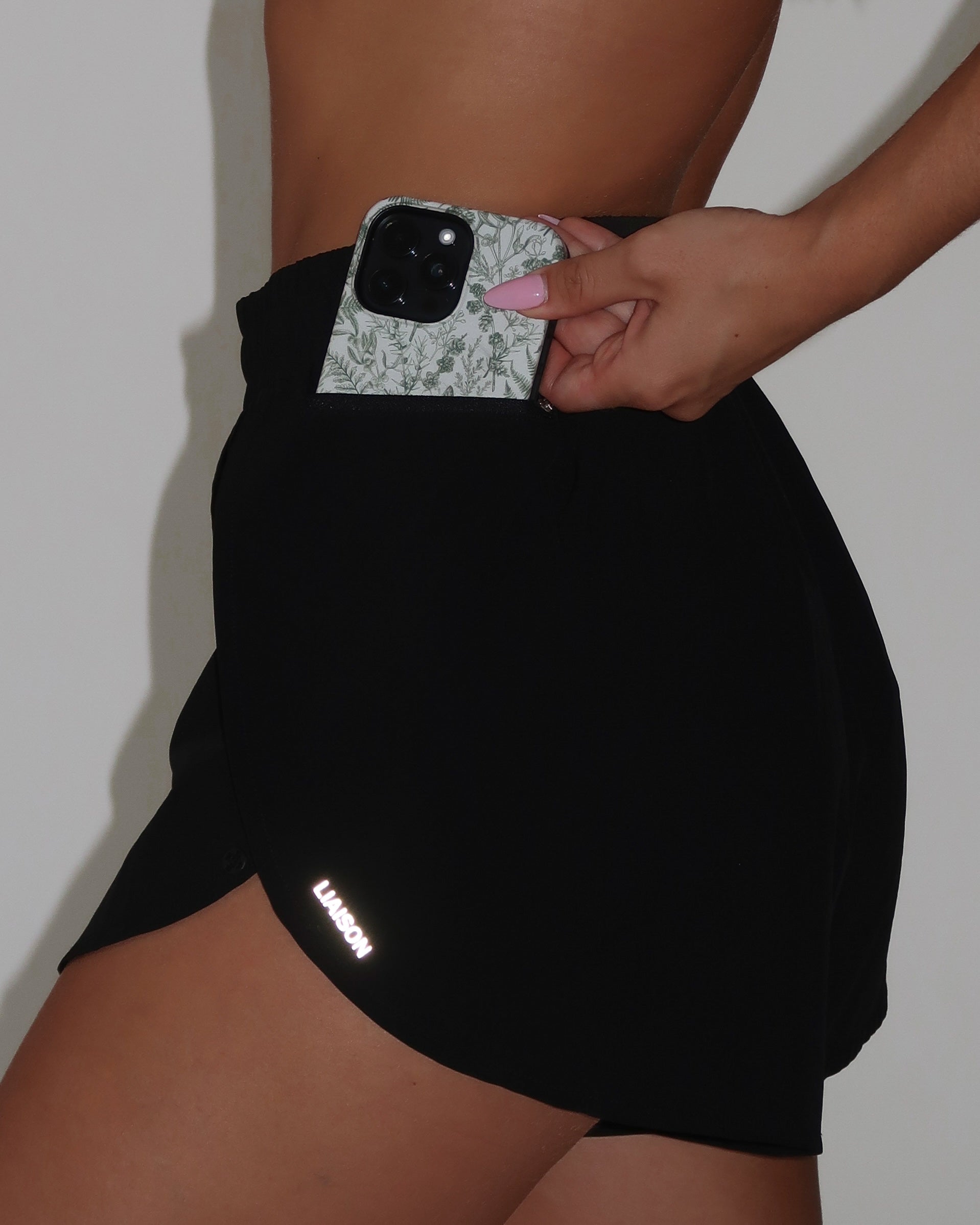The Flow Short - Black