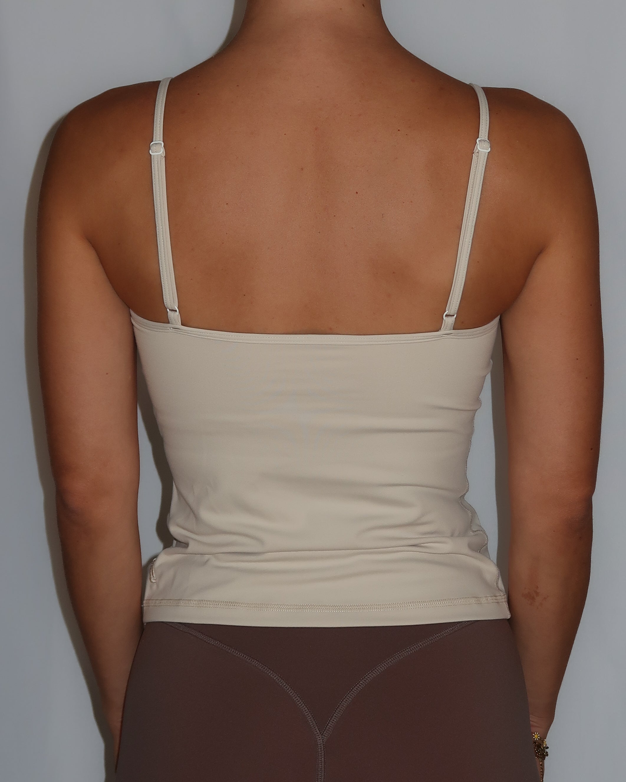 The Pirouette Tank - Sand