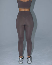 Bridge Pant - Ash Brown