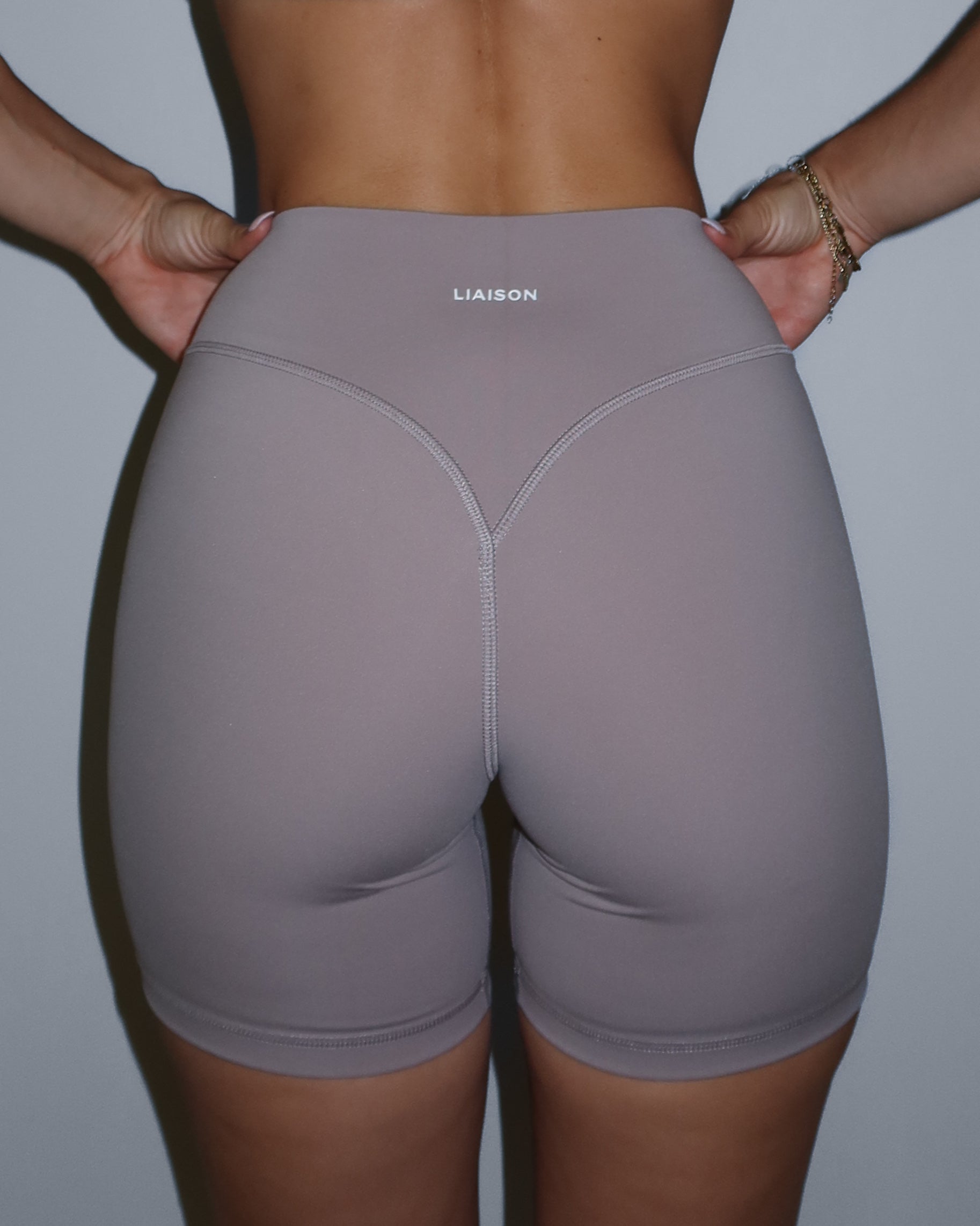 Bridge Short - Truffle