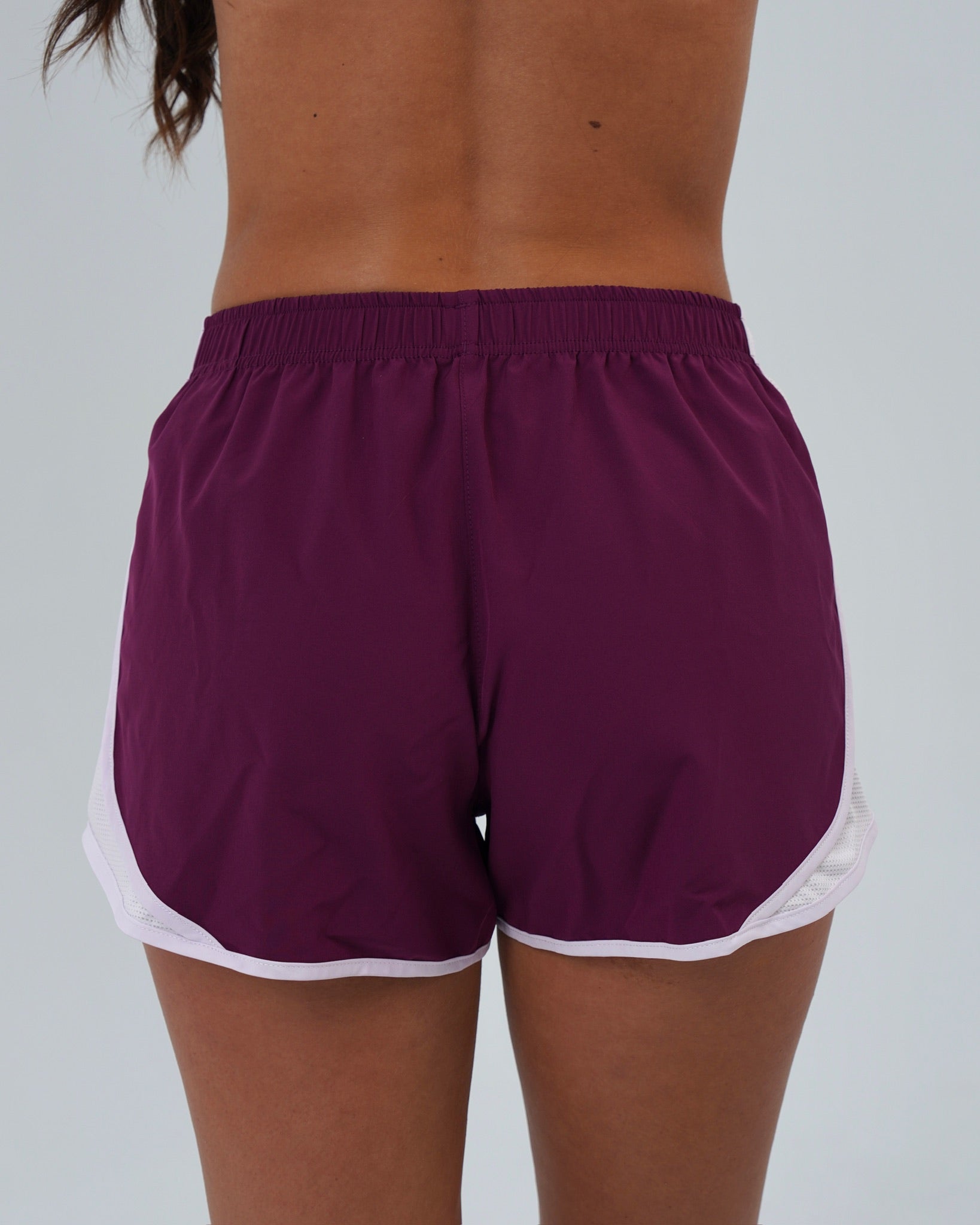 Shorty Running Short - Berry & White