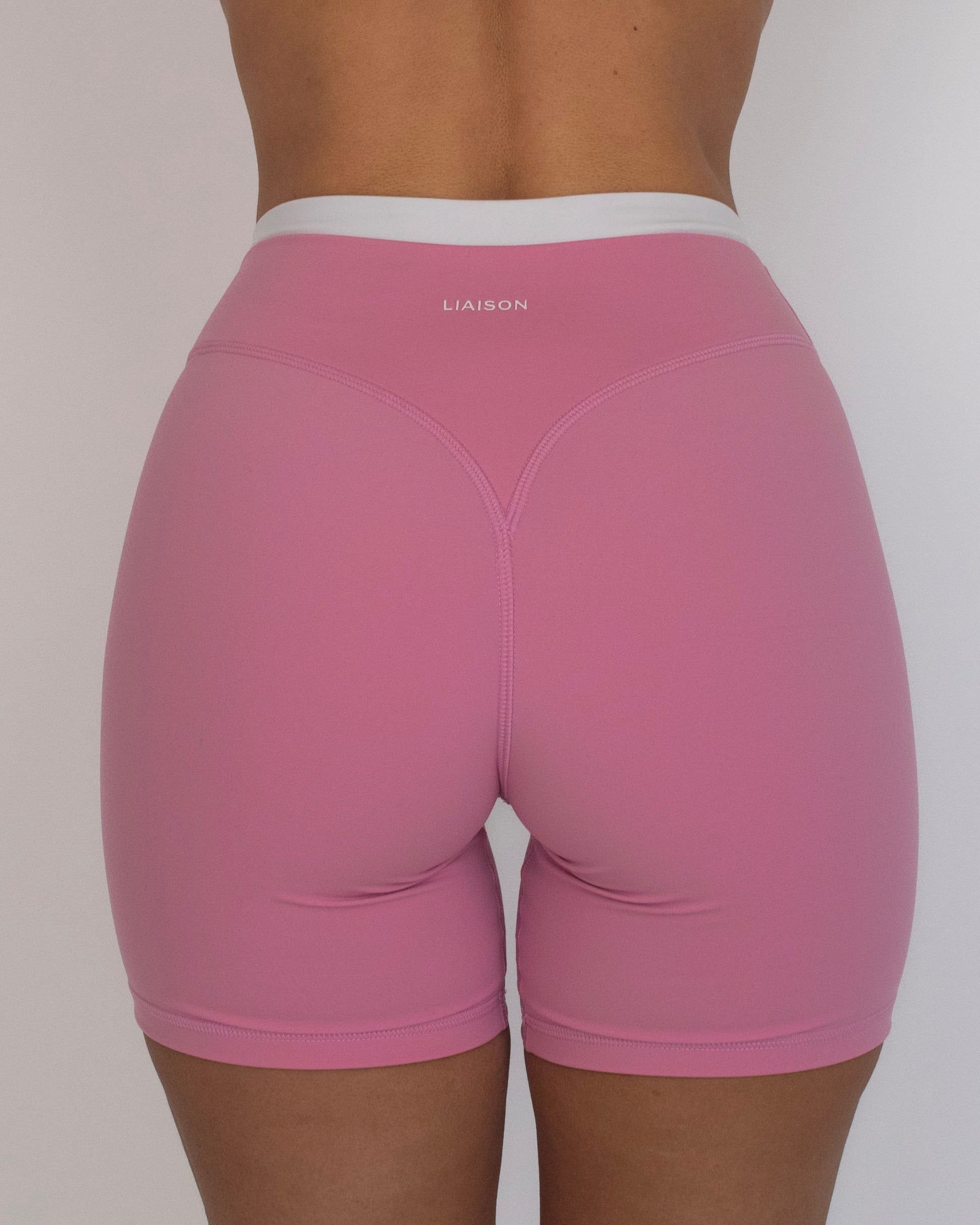 Layered Sculpt Short - Petal Pink & White