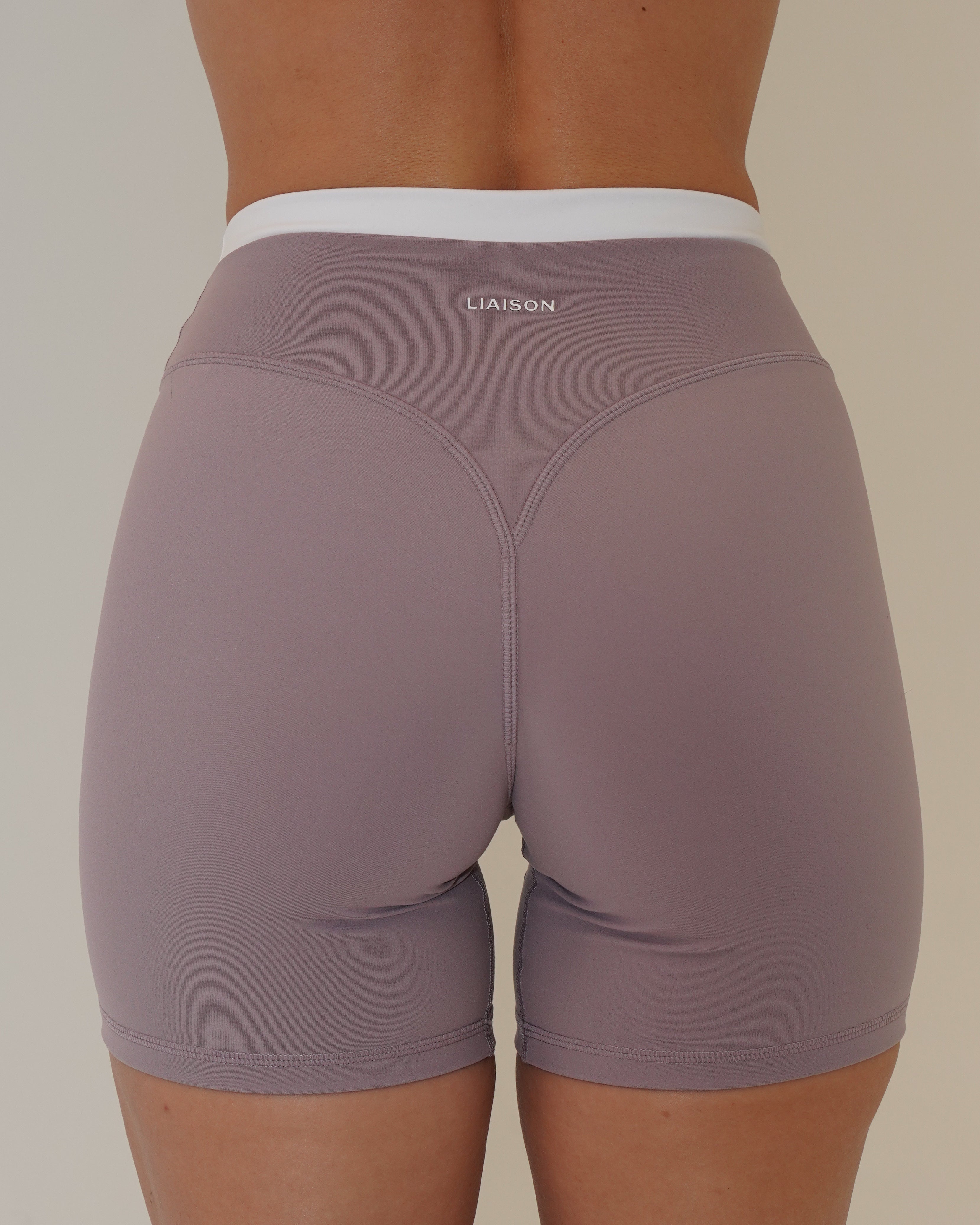 Layered Sculpt Short - Mauve & White
