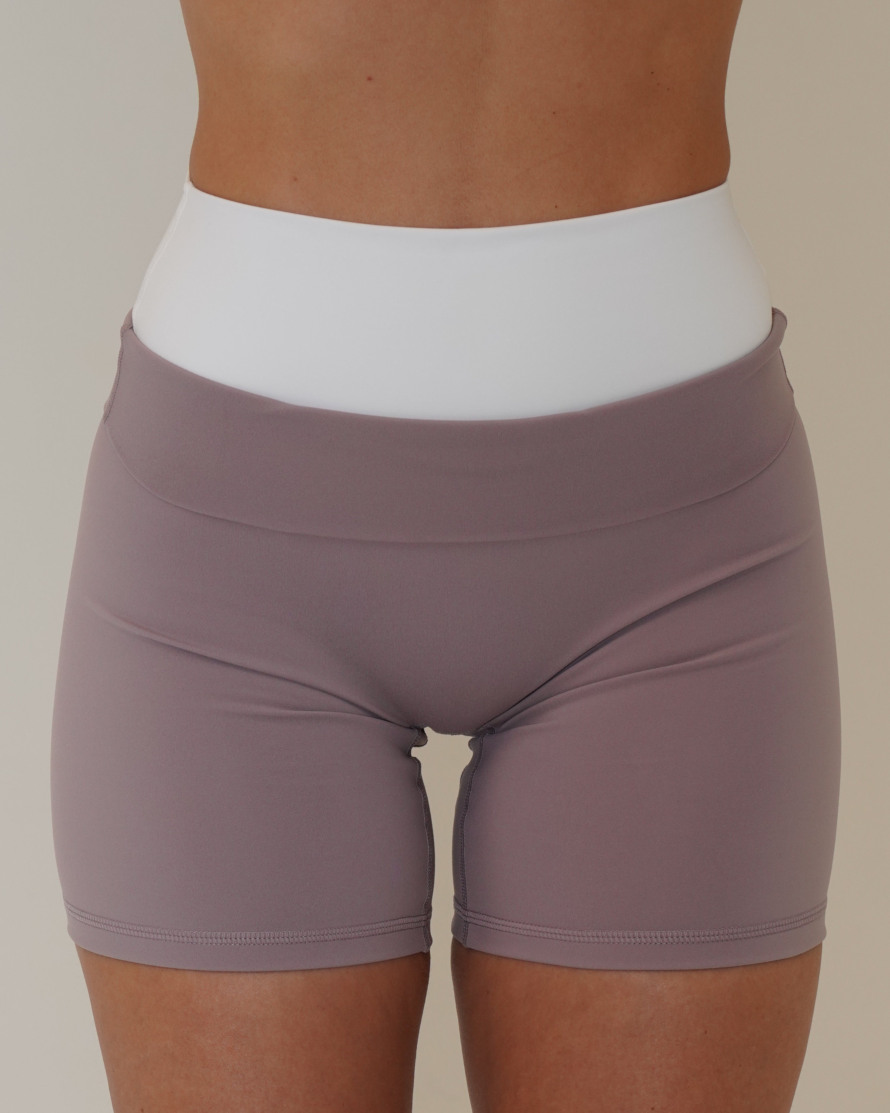 Layered Sculpt Short - Mauve & White