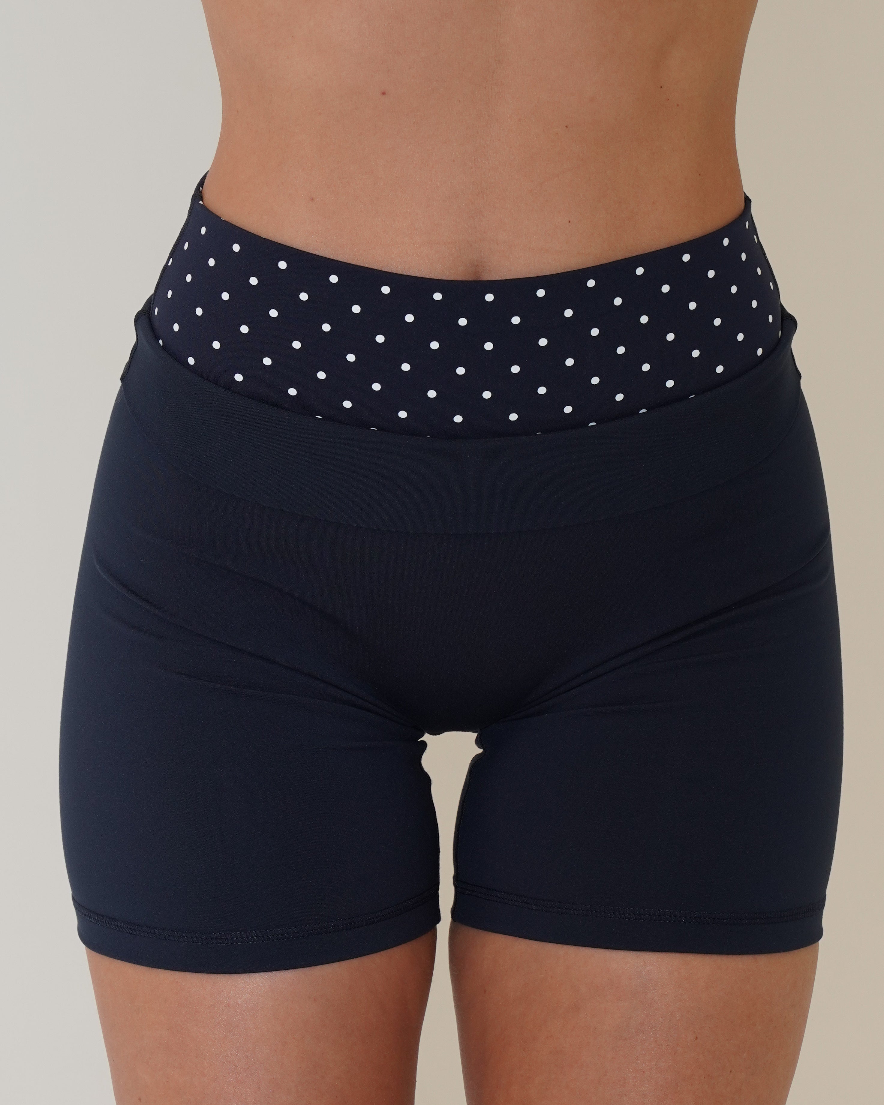 Layered Sculpt Short - Cypress & White Polka Dots