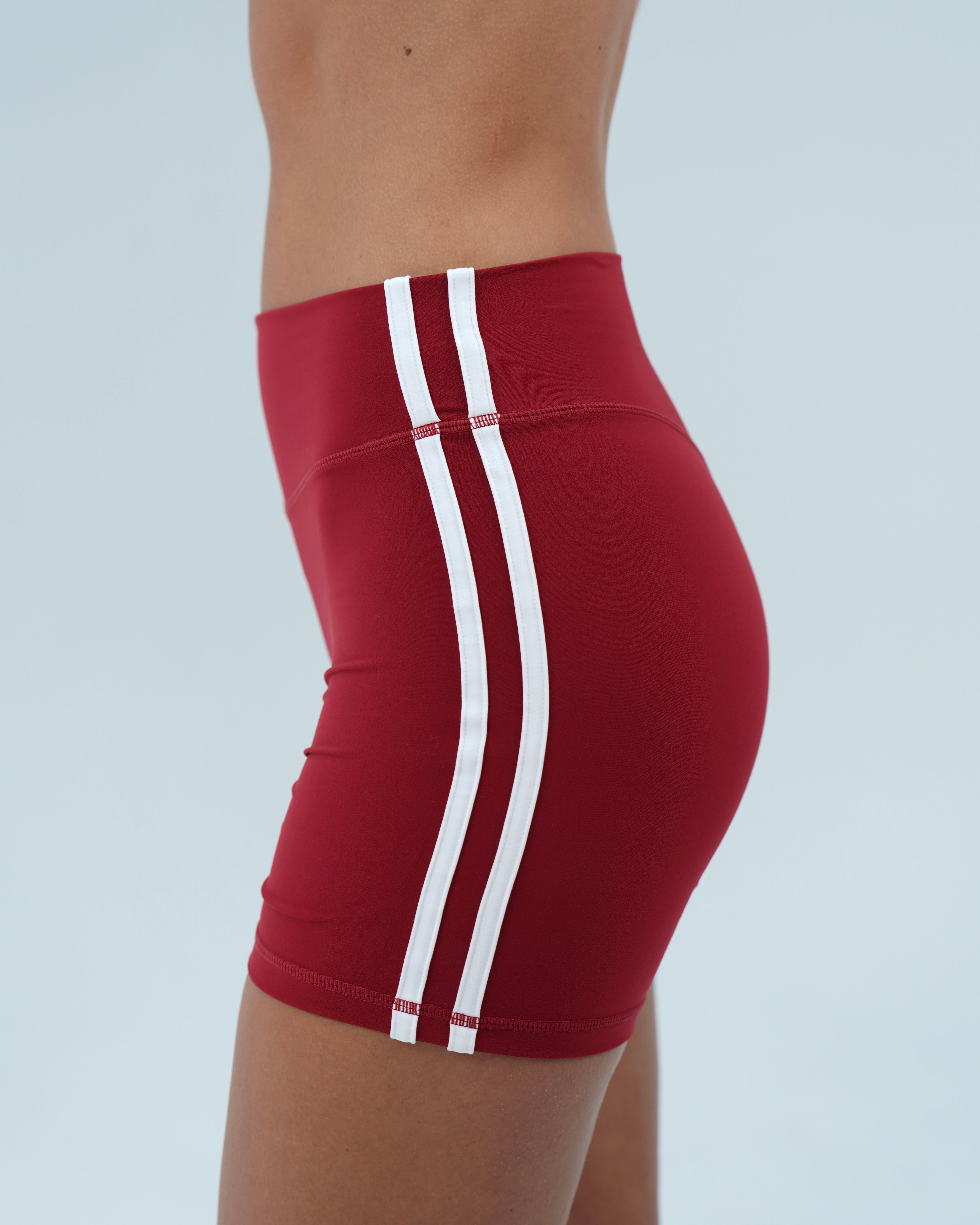 Sporty Stripe Bridge Short - Kiss & White