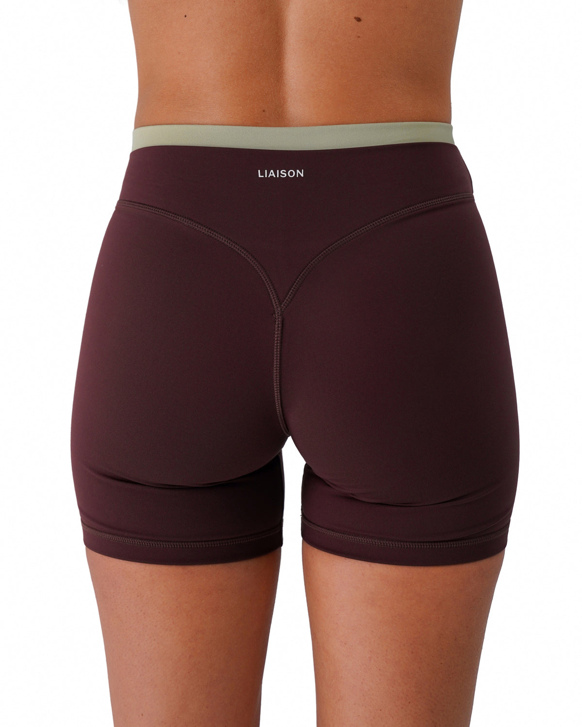 Layered Sculpt Short V2 - Chocolate Cherry & Flora