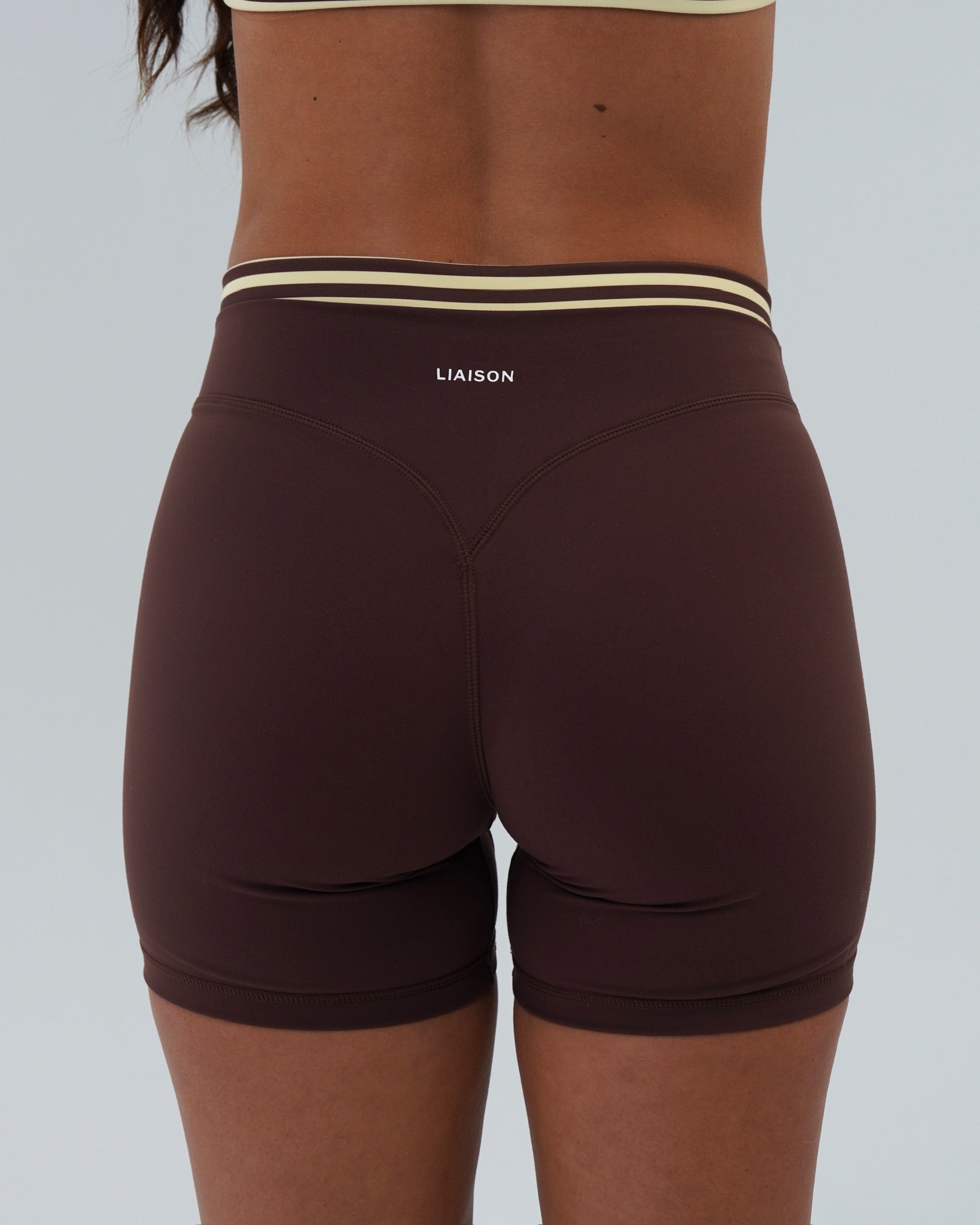 Layered Sculpt Short V2 - Mocha Brown & Banana Stripes